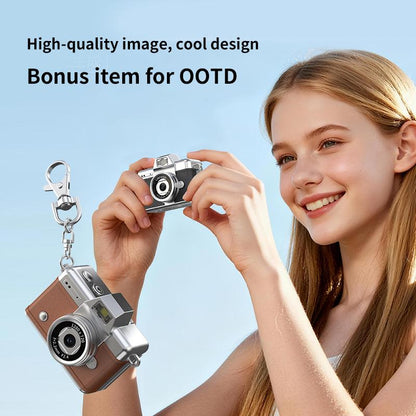 📸 Mini Retro Digital Camera with 180° Flip Screen – 32GB Card Included