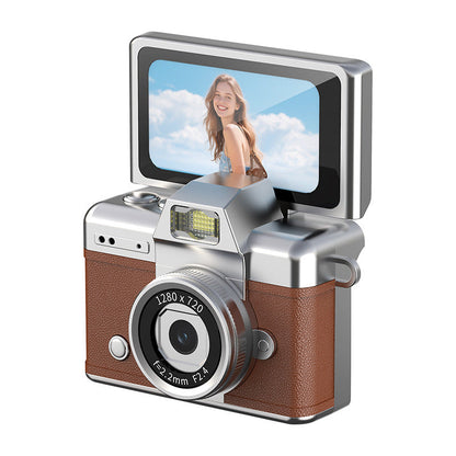 📸 Mini Retro Digital Camera with 180° Flip Screen – 32GB Card Included