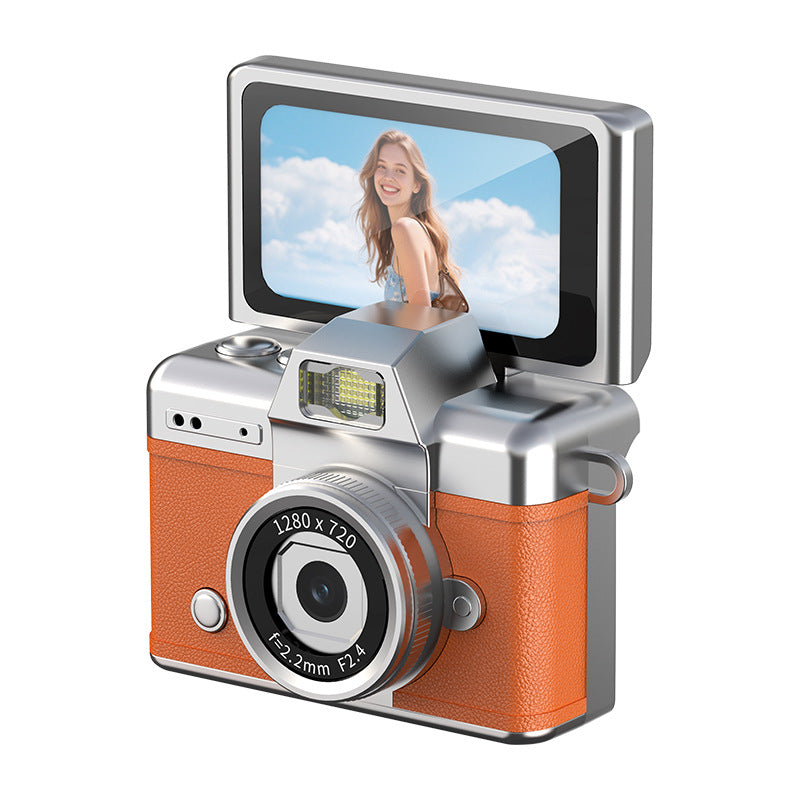 📸 Mini Retro Digital Camera with 180° Flip Screen – 32GB Card Included
